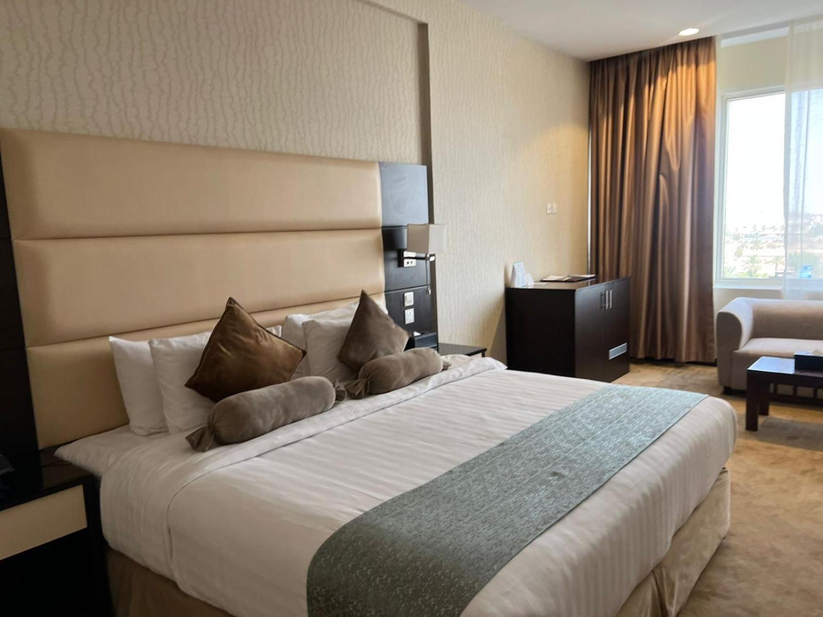 Holiday Villa Hail Екстер'єр фото
